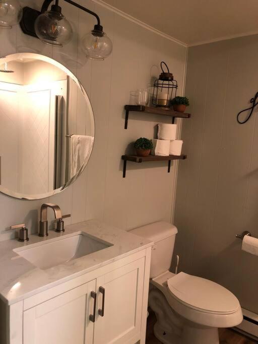 Cozy Cottage W Hot Tub, 5 Min Walk To Main St Хайлендс Екстериор снимка