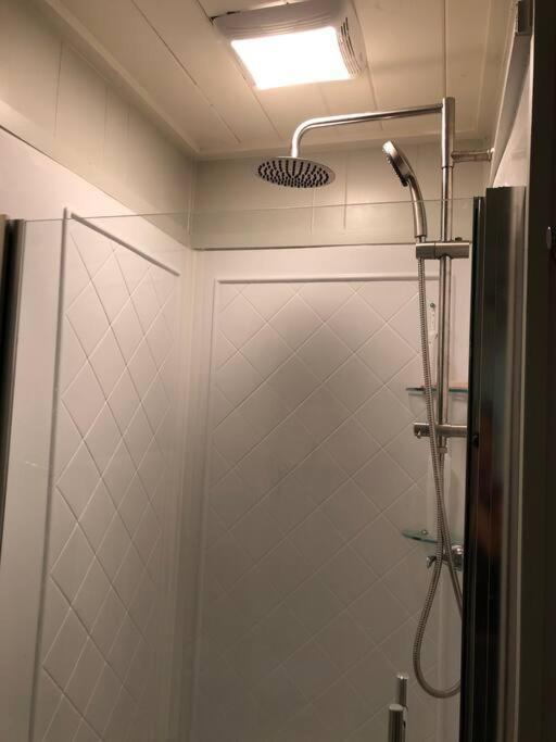 Cozy Cottage W Hot Tub, 5 Min Walk To Main St Хайлендс Екстериор снимка